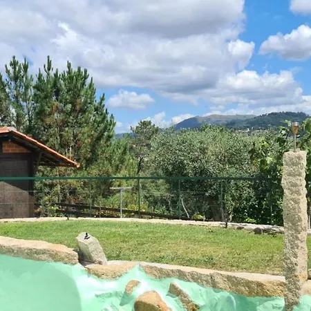 Pensionat Fernandes Guest House&Bungalows *